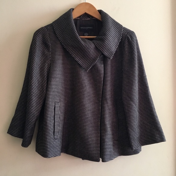 Banana Republic Jackets & Blazers - Banana Republic Brown and Gold Swing Coat Size 6